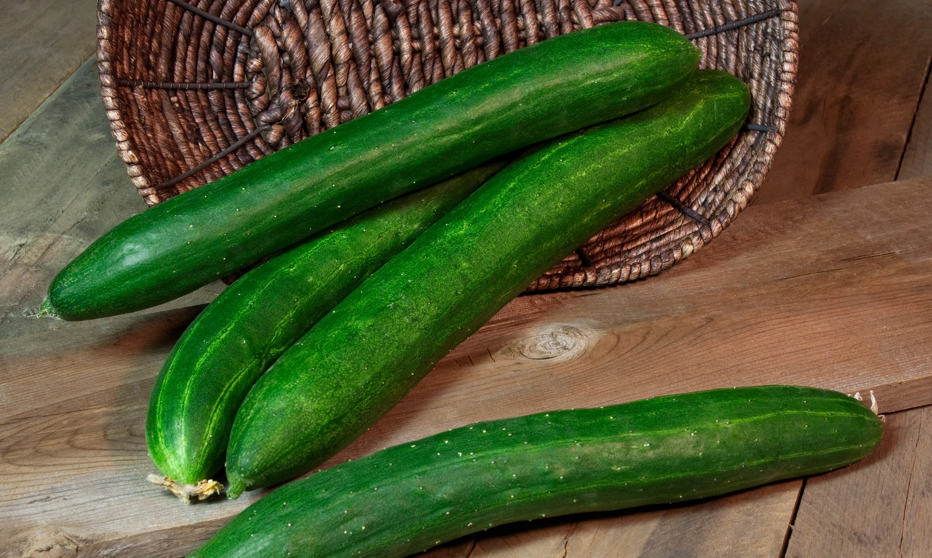Tasty Green Hybrid Cucumber Seeds - Image 2